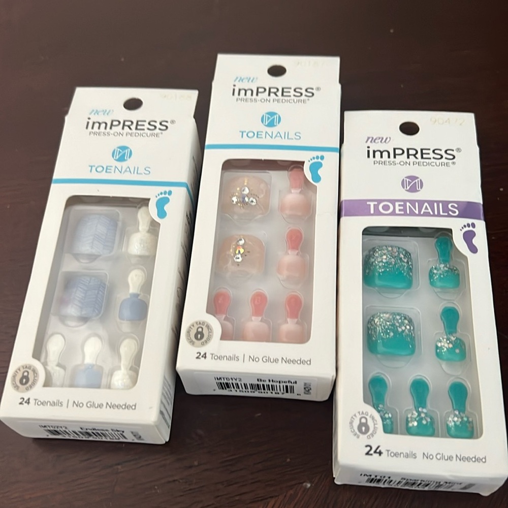 Artificial toenails with designs brand new